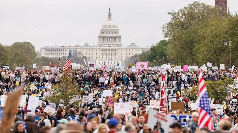 В США прошли протесты против политики Трампа
