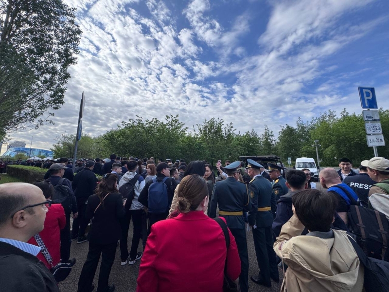Дань памяти или политический жест? Как прошёл военный парад в Астане