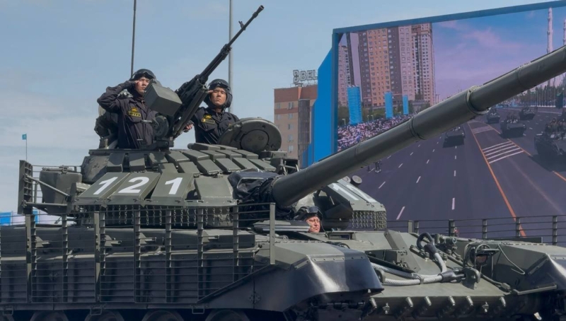 Дань памяти или политический жест? Как прошёл военный парад в Астане