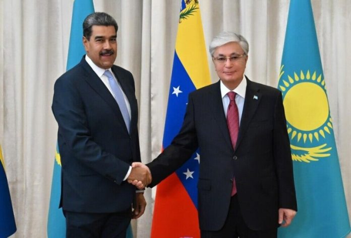 kasym-zhomart-tokaev-priglasil-nikolasa-maduro-posetit-kazahstan-3b9a1d9.jpg