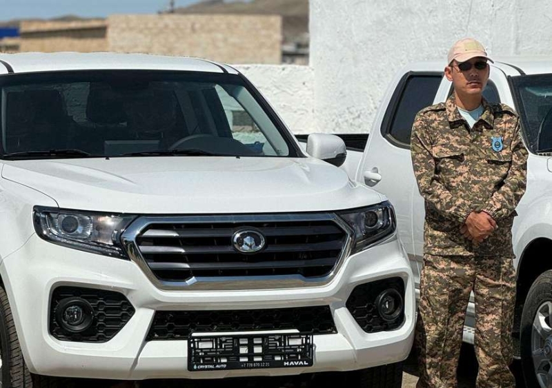 Кызылсайский природный парк получил новые автомобили для охраны экологии