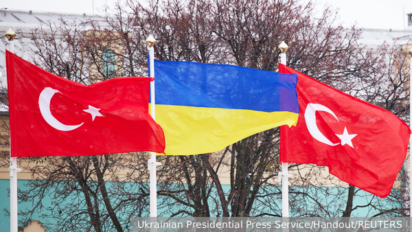 Из Турции разрушают культ Зеленского на Западе