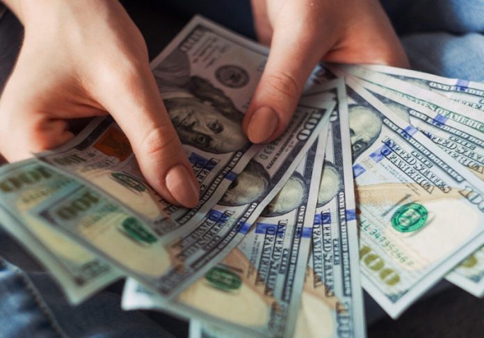kurs-dollara-snizilsja-na-542-tenge-v-kazahstane-056d251.jpg