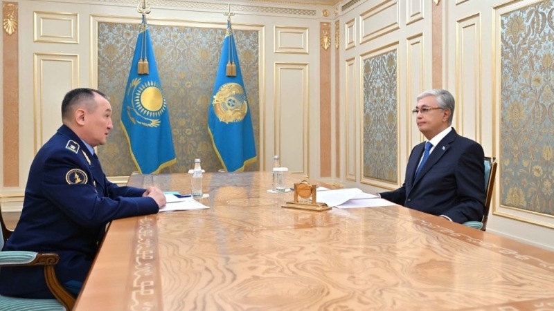 Президент Казахстана заслушал доклад о деятельности Минобороны за первое полугодие 