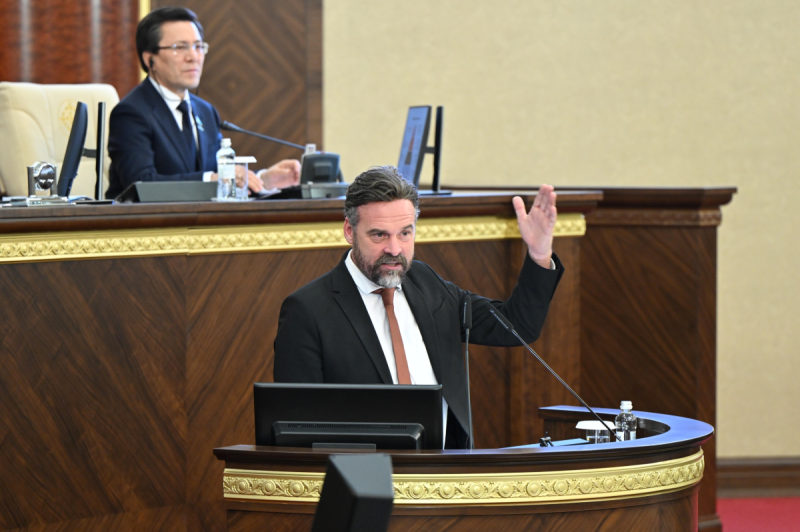 Эксперт ЕС: Я впечатлен работой Казахстана по закону об ИИ