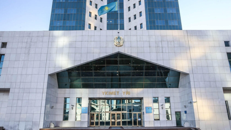Правительство Казахстана одобрило и внесло в парламент проект бюджета на 2026-2028 годы