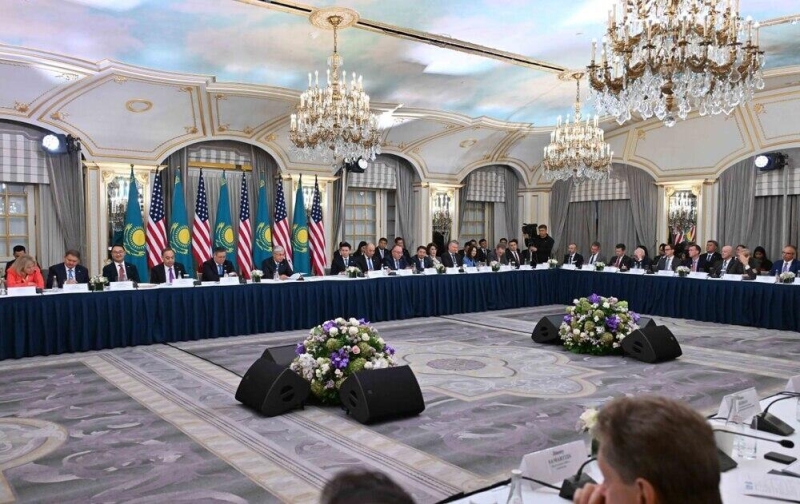 Токаев выступил на заседании круглого стола с участием представителей американского бизнеса