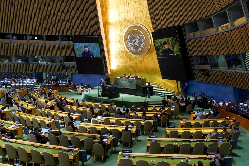 "Только оружие решает, кто выживает": Зеленский выступил на Генассамблее ООН