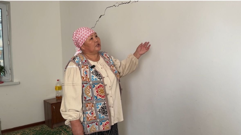 «Боимся ночевать» — новые дома от государства уже разваливаются в Туркестанской области