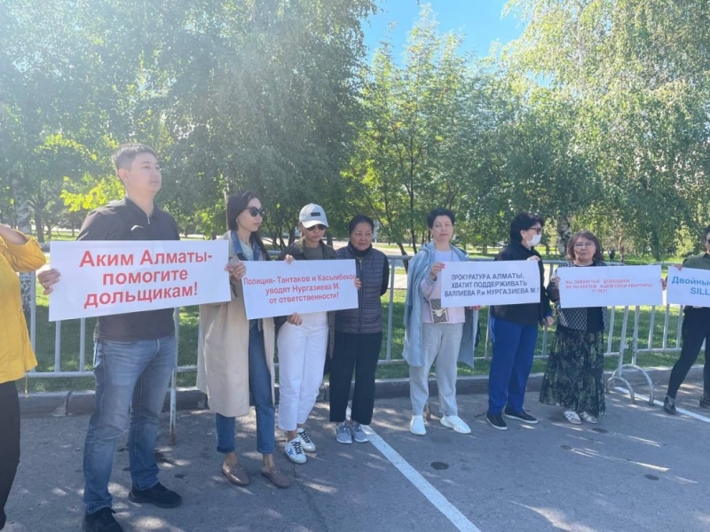 Дважды проданный ЖК в предгорьях Алматы: кого в итоге наказали и связан ли с ним человек из Акорды