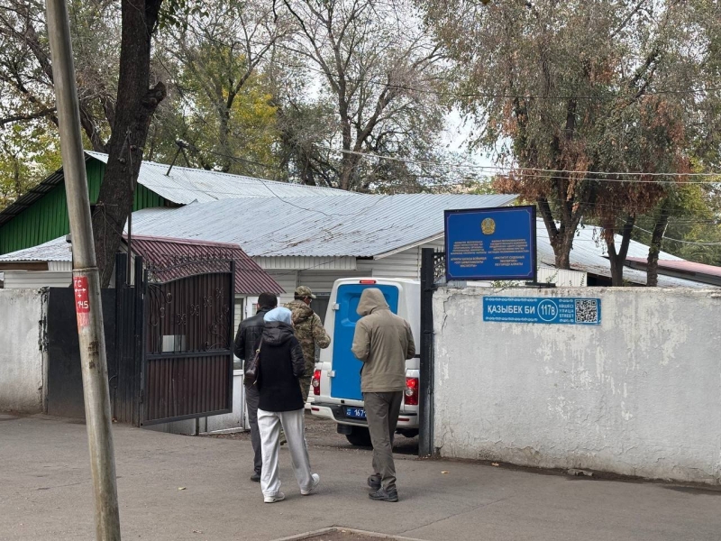 «Это место не для людей»: родные погибшего солдата из Алматинской области обратились к Токаеву