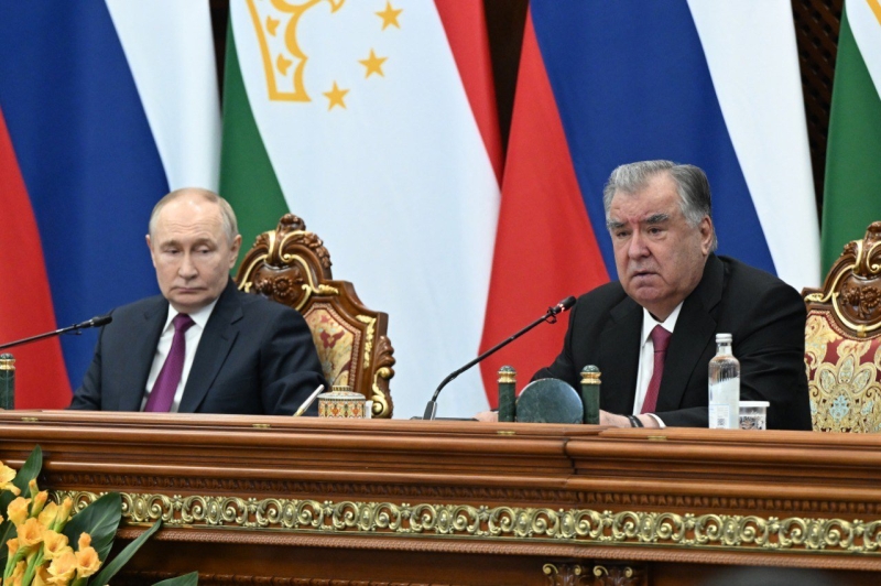 Уже не чужеземцы: какое обещание дал Путин&nbsp;Рахмону