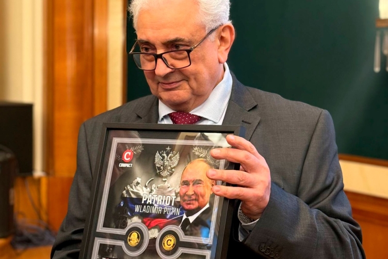 В Германии возник ажиотажный спрос на медаль с изображением Путина