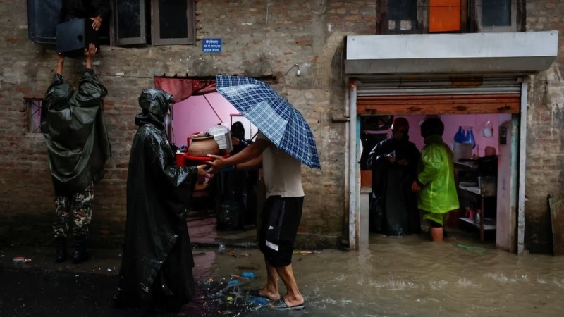 В Непале в результате наводнений и оползней погибли 47 человек