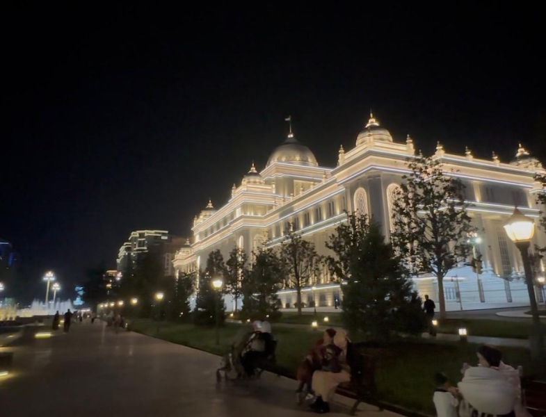 За пловом и природой – в Таджикистан