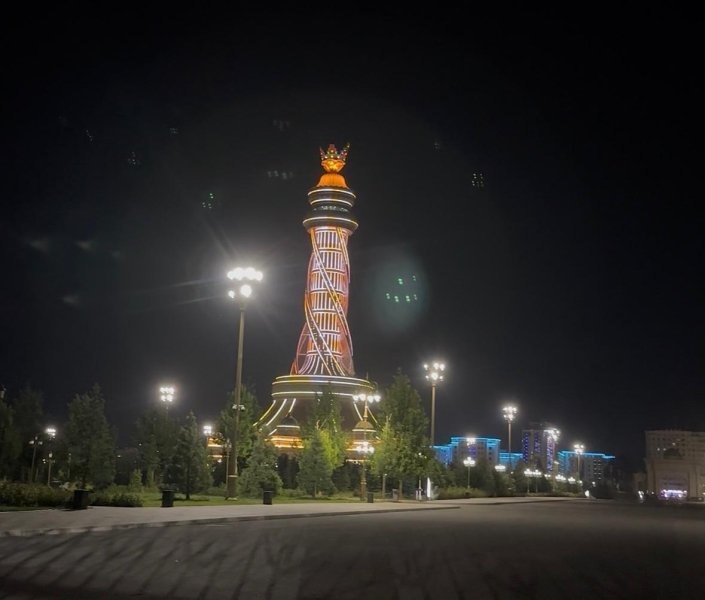 За пловом и природой – в Таджикистан