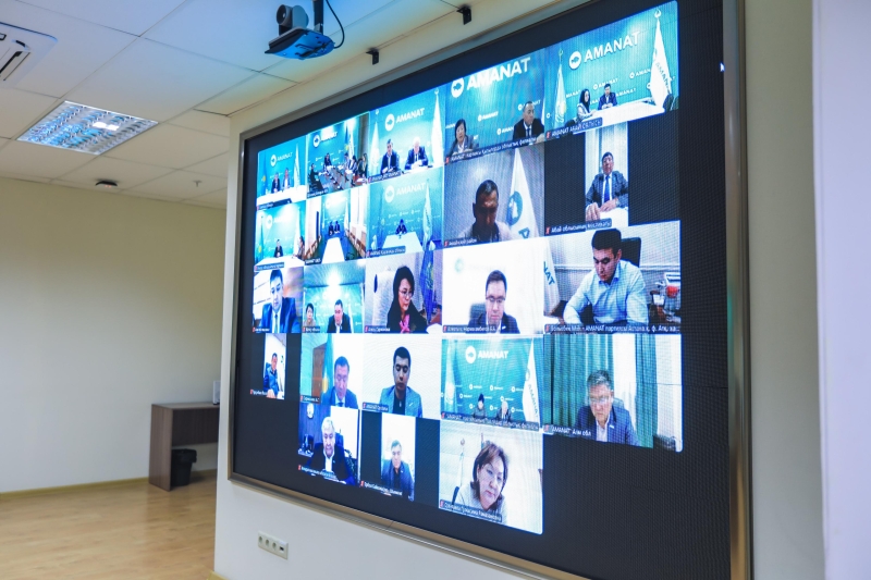 AMANAT инициирует снижение ставок в рамках нового налогового режима