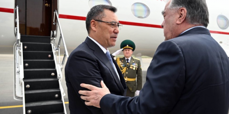 Кыргызстан и Таджикистан укрепляют сотрудничество и границы