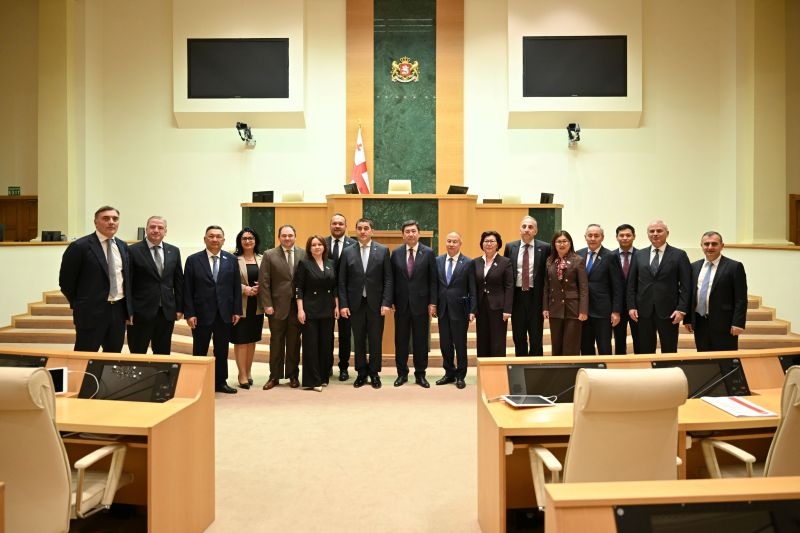 Мажилис и Парламент Грузии подписали Меморандум о сотрудничестве
