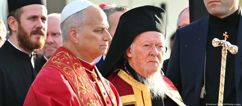 Папа Римский в Турции встретился с православным патриархом