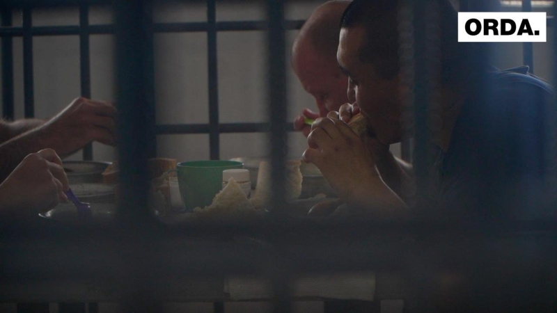 Почему переполнены казахстанские тюрьмы и как в камеру заказать барашка на вертеле