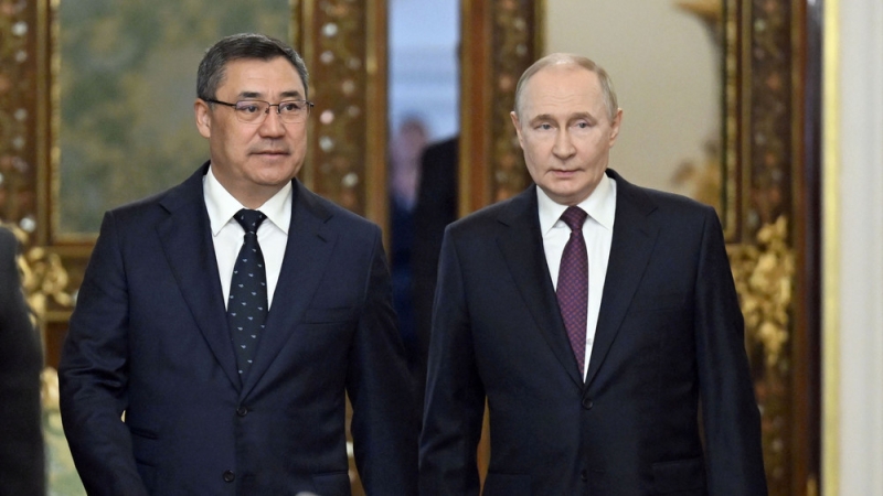 Путин и Жапаров пообщаются тет-а-тет, - Ушаков о программе госвизита