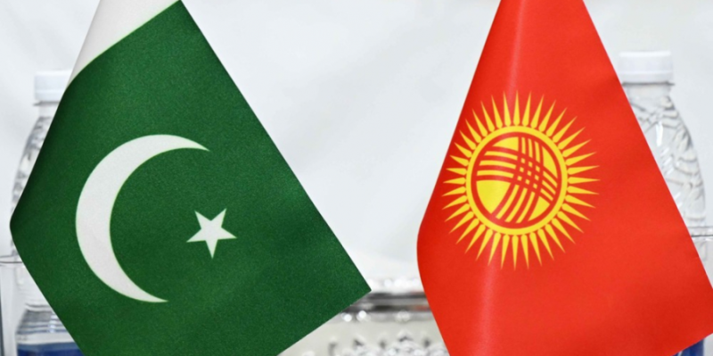 Амбициозные цели Кыргызстана: увеличение товарооборота с Пакистаном и выход к морю