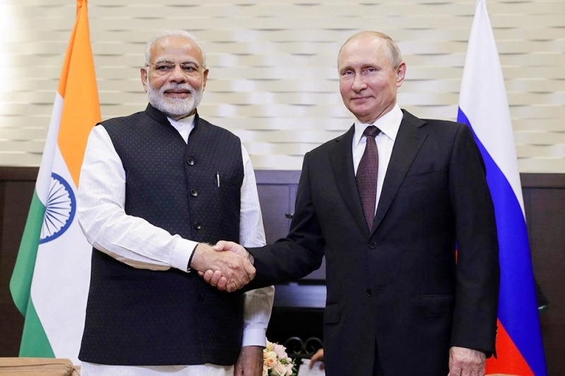 Историческое взаимопонимание, общее видение миропорядка, нефть и торговля. Песков рассказал индийским СМИ о предстоящем визите президента России