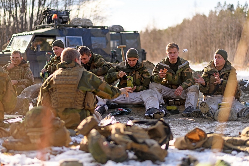 Остались без штанов: Почему Европа вновь разделилась на германофилов и франкофилов