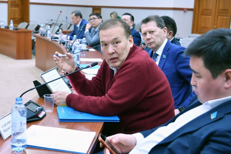 Полис есть &ndash; защиты нет: AMANAT предлагает увеличить страховые выплаты при ДТП