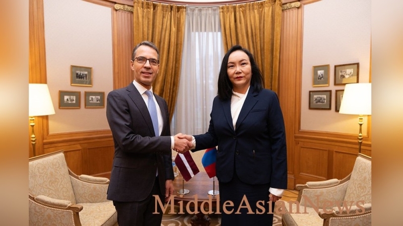 Президент Эдгарс Ринкявичс пригласил президента Монголии посетить Латвию