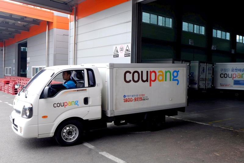 Сеул усиливает расследование против онлайн-гиганта, а компания пытается защититься через американских союзников