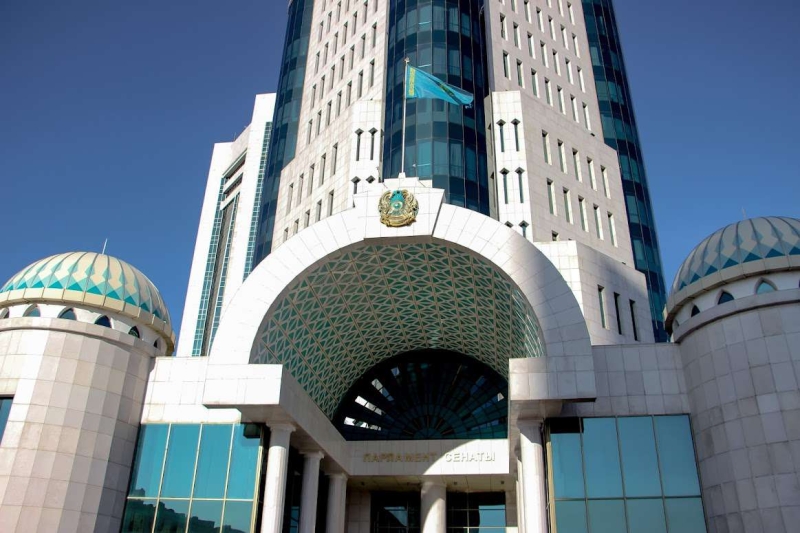 В Казахстане приняли закон о запрете ЛГБТ-пропаганды