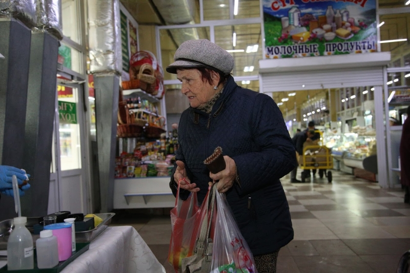 Министр и акимы проверили более 600 объектов торговли в рамках мониторинга цен