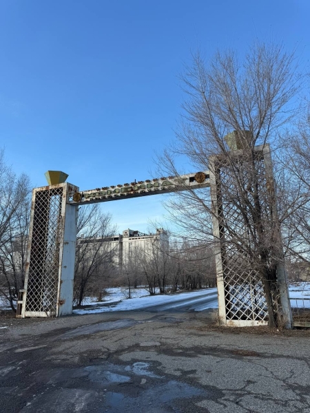 Стратегический объект, превращённый в руины: как Уштобе потерял свой мелькомбинат