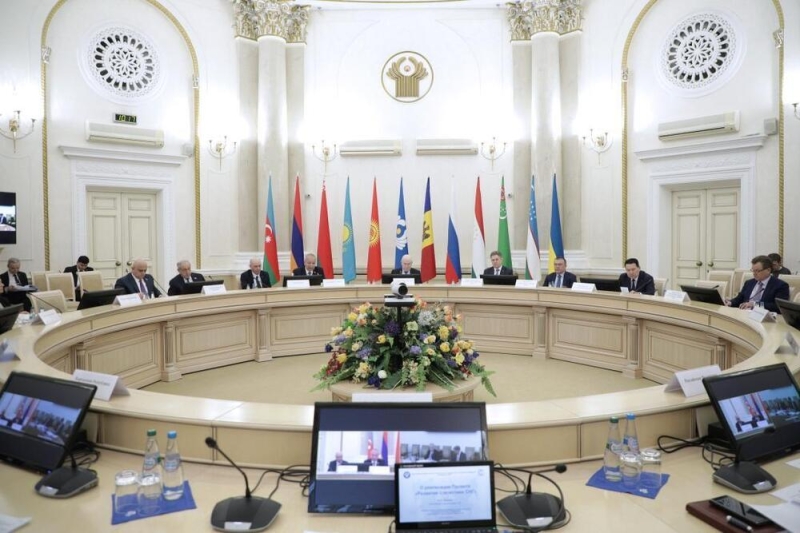 Казахстанские дипломаты рассказали о ключевых инициативах конституционных реформ за рубежом