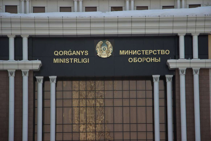 Алмаз Джумакеев назначен заместителем министра обороны РК